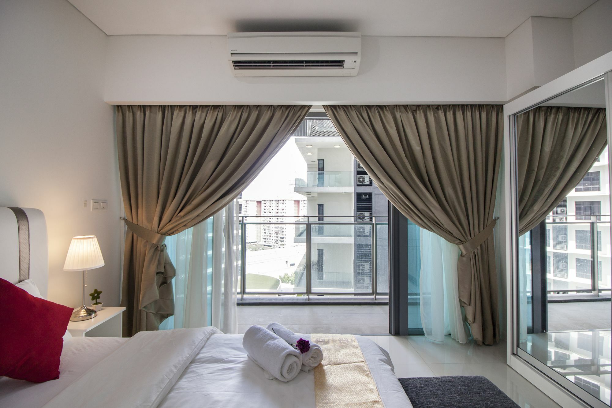 Summer Suites By Plush Kuala Lumpur Exterior photo