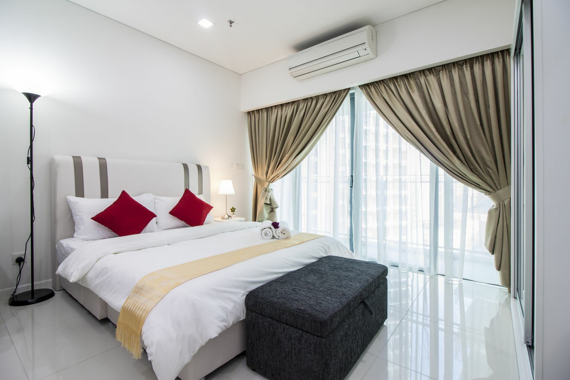Summer Suites By Plush Kuala Lumpur Exterior photo